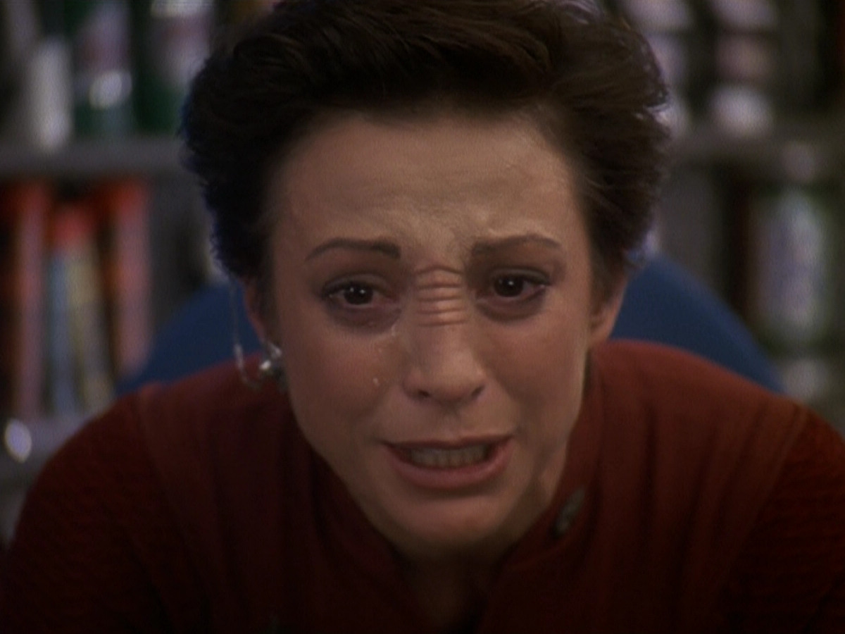 extant_StarTrek_DS9_5x19-TiesOfBloodAndWater_03557.jpg