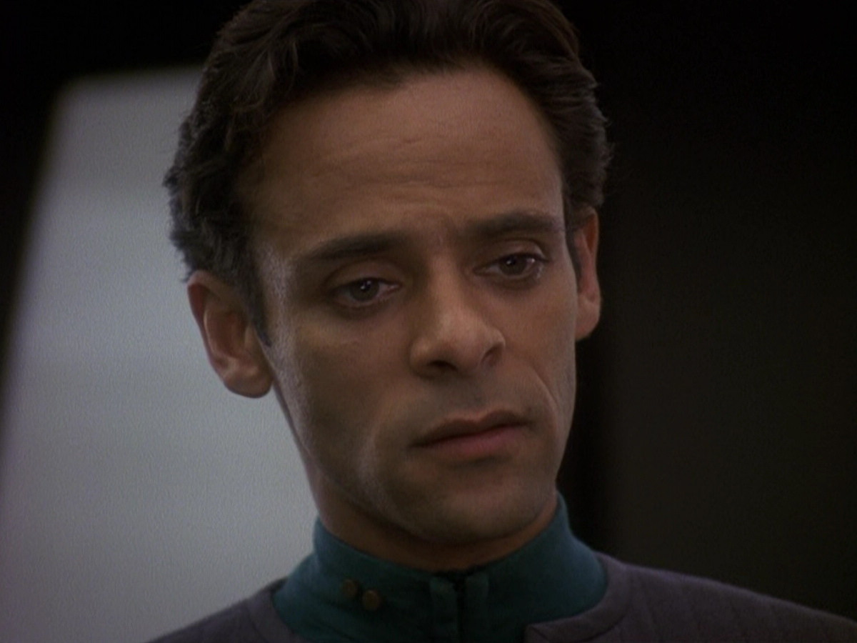 extant_StarTrek_DS9_5x19-TiesOfBloodAndWater_03572.jpg
