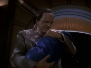 extant_StarTrek_DS9_5x19-TiesOfBloodAndWater_00807.jpg