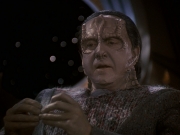 extant_StarTrek_DS9_5x19-TiesOfBloodAndWater_00925.jpg