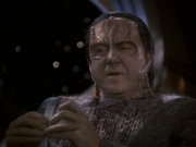 extant_StarTrek_DS9_5x19-TiesOfBloodAndWater_00929.jpg