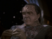 extant_StarTrek_DS9_5x19-TiesOfBloodAndWater_00933.jpg