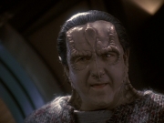 extant_StarTrek_DS9_5x19-TiesOfBloodAndWater_01081.jpg