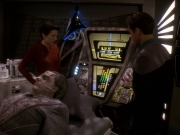extant_StarTrek_DS9_5x19-TiesOfBloodAndWater_01330.jpg