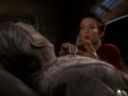 extant_StarTrek_DS9_5x19-TiesOfBloodAndWater_01419.jpg