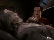 extant_StarTrek_DS9_5x19-TiesOfBloodAndWater_01472.jpg