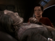 extant_StarTrek_DS9_5x19-TiesOfBloodAndWater_01475.jpg