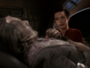 extant_StarTrek_DS9_5x19-TiesOfBloodAndWater_01482.jpg