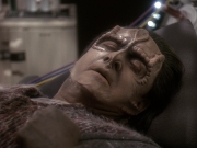 extant_StarTrek_DS9_5x19-TiesOfBloodAndWater_01485.jpg