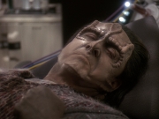 extant_StarTrek_DS9_5x19-TiesOfBloodAndWater_01488.jpg