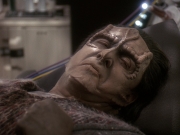 extant_StarTrek_DS9_5x19-TiesOfBloodAndWater_01495.jpg