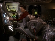 extant_StarTrek_DS9_5x19-TiesOfBloodAndWater_01515.jpg