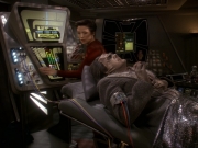 extant_StarTrek_DS9_5x19-TiesOfBloodAndWater_01516.jpg