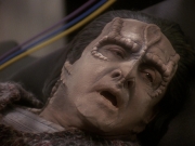 extant_StarTrek_DS9_5x19-TiesOfBloodAndWater_01527.jpg