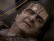 extant_StarTrek_DS9_5x19-TiesOfBloodAndWater_01535.jpg