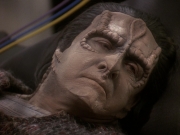 extant_StarTrek_DS9_5x19-TiesOfBloodAndWater_01537.jpg