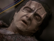 extant_StarTrek_DS9_5x19-TiesOfBloodAndWater_01566.jpg