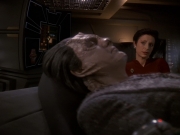 extant_StarTrek_DS9_5x19-TiesOfBloodAndWater_01696.jpg