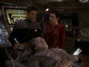 extant_StarTrek_DS9_5x19-TiesOfBloodAndWater_01788.jpg