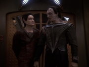 extant_StarTrek_DS9_5x19-TiesOfBloodAndWater_01909.jpg