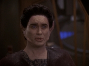 extant_StarTrek_DS9_5x19-TiesOfBloodAndWater_01985.jpg