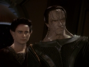 extant_StarTrek_DS9_5x19-TiesOfBloodAndWater_02017.jpg