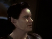 extant_StarTrek_DS9_5x19-TiesOfBloodAndWater_02034.jpg
