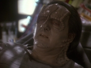 extant_StarTrek_DS9_5x19-TiesOfBloodAndWater_02051.jpg
