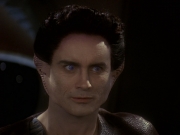 extant_StarTrek_DS9_5x19-TiesOfBloodAndWater_02074.jpg