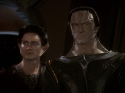 extant_StarTrek_DS9_5x19-TiesOfBloodAndWater_02102.jpg