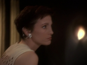 extant_StarTrek_DS9_5x19-TiesOfBloodAndWater_02376.jpg