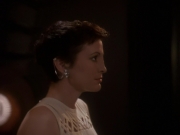 extant_StarTrek_DS9_5x19-TiesOfBloodAndWater_02379.jpg