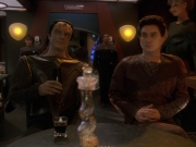 extant_StarTrek_DS9_5x19-TiesOfBloodAndWater_02622.jpg