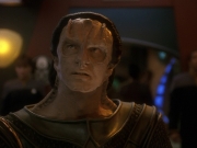 extant_StarTrek_DS9_5x19-TiesOfBloodAndWater_02733.jpg