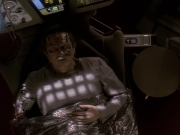 extant_StarTrek_DS9_5x19-TiesOfBloodAndWater_03243.jpg