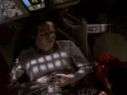 extant_StarTrek_DS9_5x19-TiesOfBloodAndWater_03264.jpg