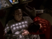extant_StarTrek_DS9_5x19-TiesOfBloodAndWater_03272.jpg