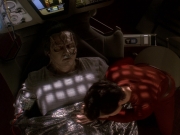 extant_StarTrek_DS9_5x19-TiesOfBloodAndWater_03273.jpg