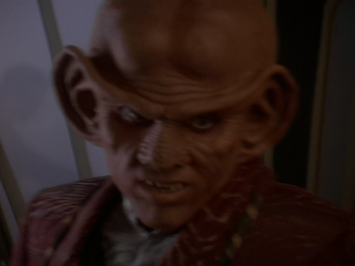 extant_StarTrek_DS9_5x20-FerengiLoveSongs_00007.jpg