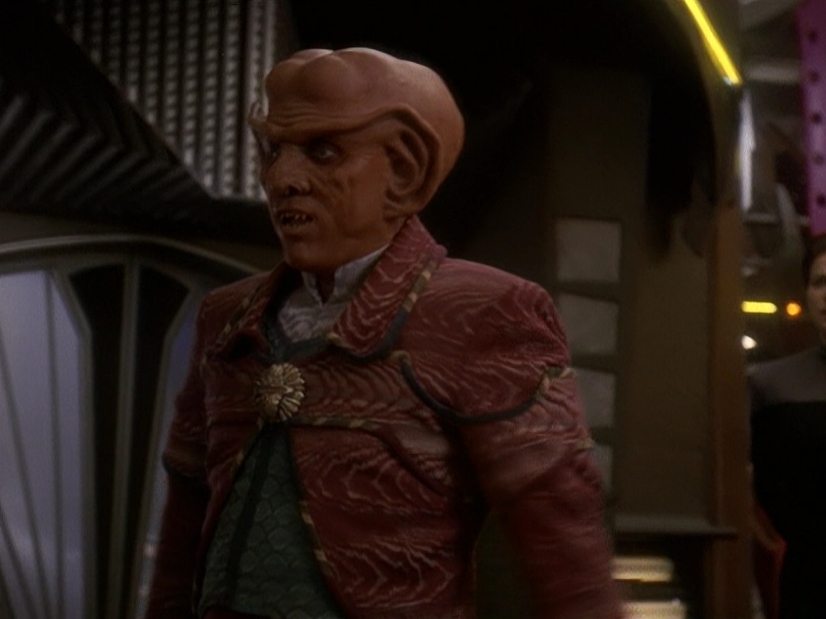 extant_StarTrek_DS9_5x20-FerengiLoveSongs_00017.jpg