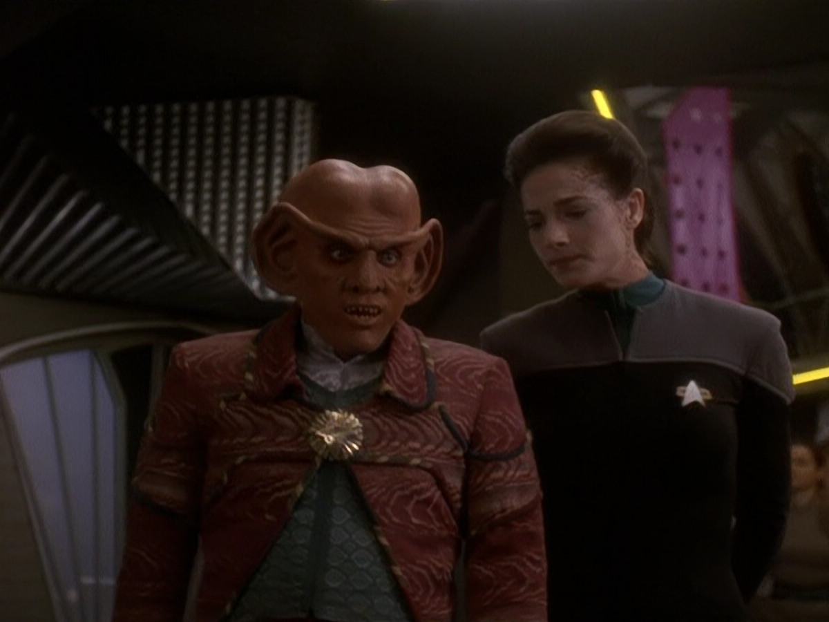 extant_StarTrek_DS9_5x20-FerengiLoveSongs_00021.jpg