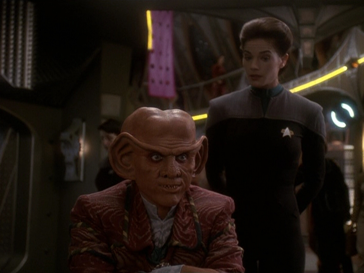 extant_StarTrek_DS9_5x20-FerengiLoveSongs_00038.jpg