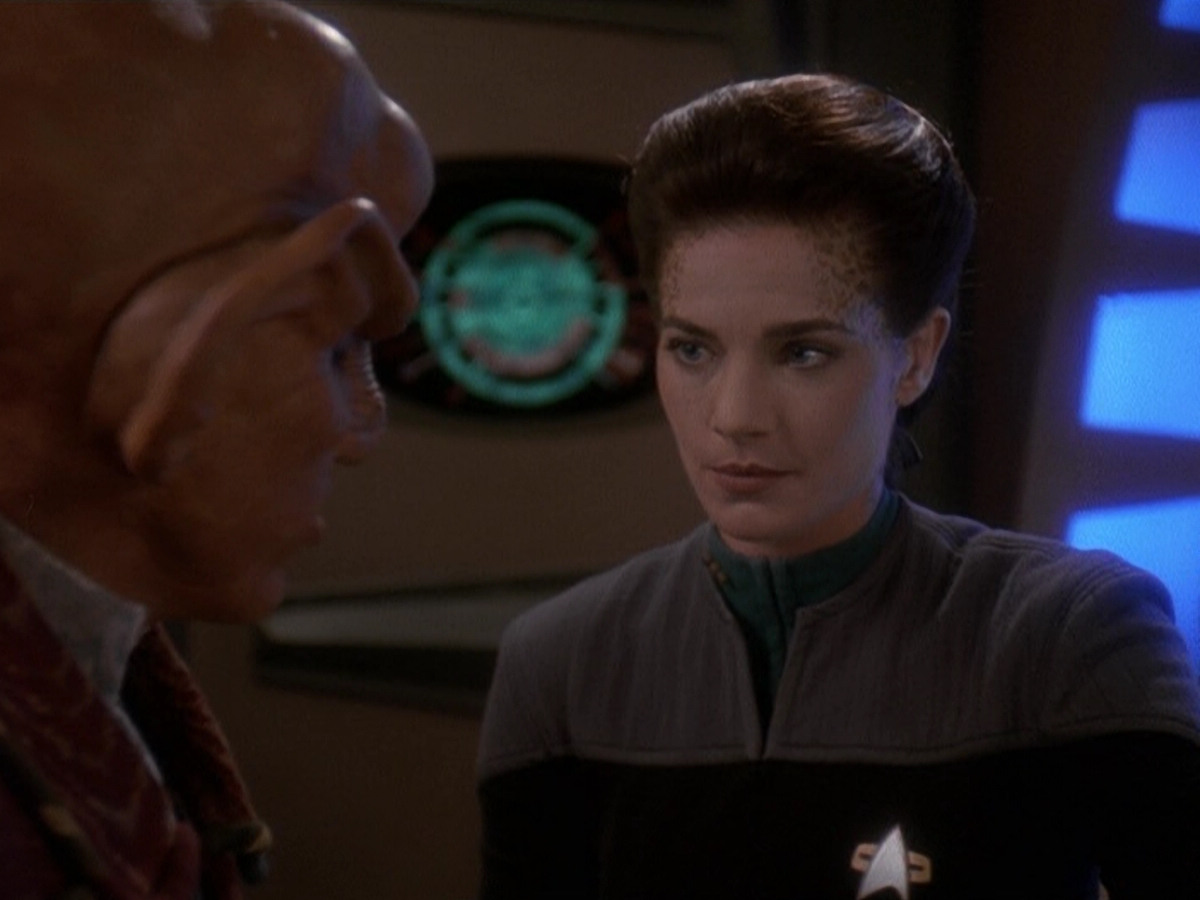 extant_StarTrek_DS9_5x20-FerengiLoveSongs_00056.jpg