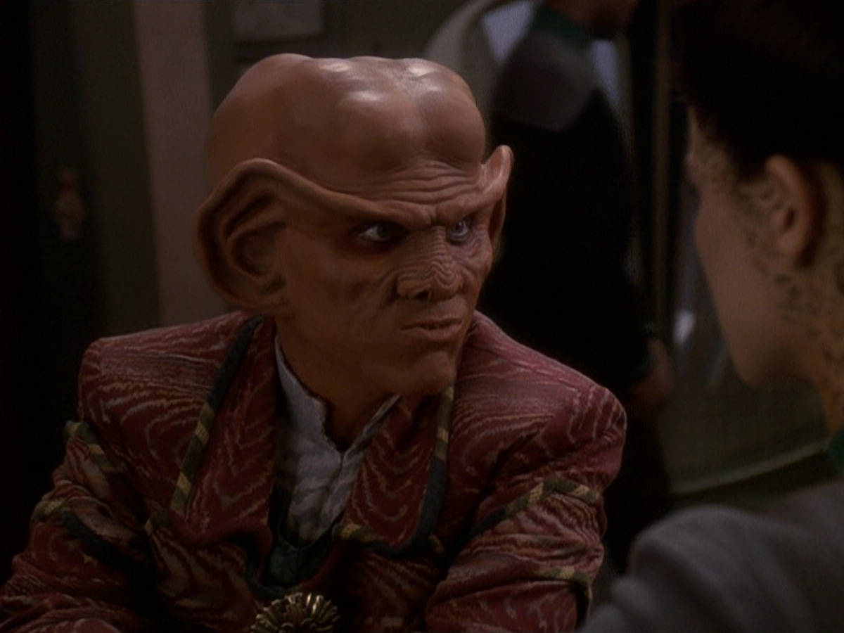 extant_StarTrek_DS9_5x20-FerengiLoveSongs_00063.jpg