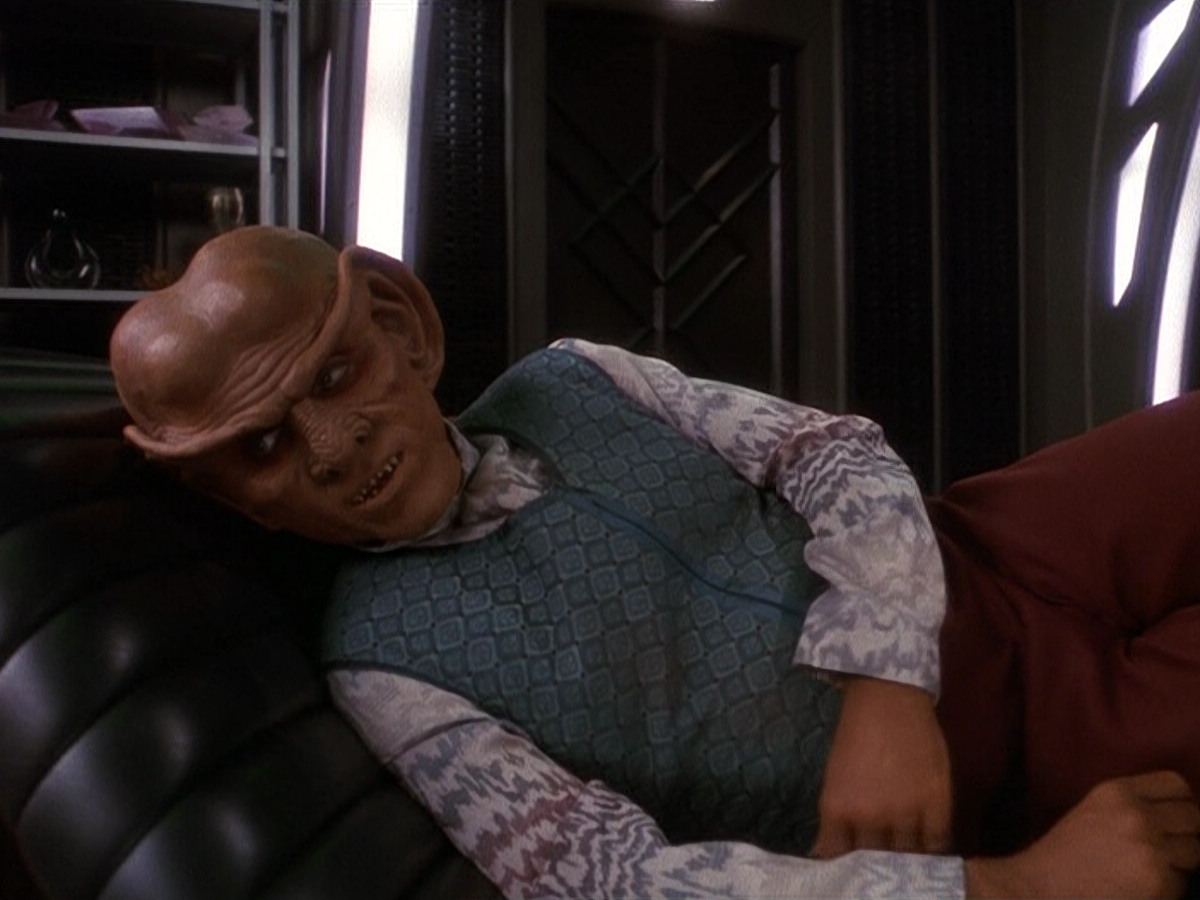 extant_StarTrek_DS9_5x20-FerengiLoveSongs_00094.jpg