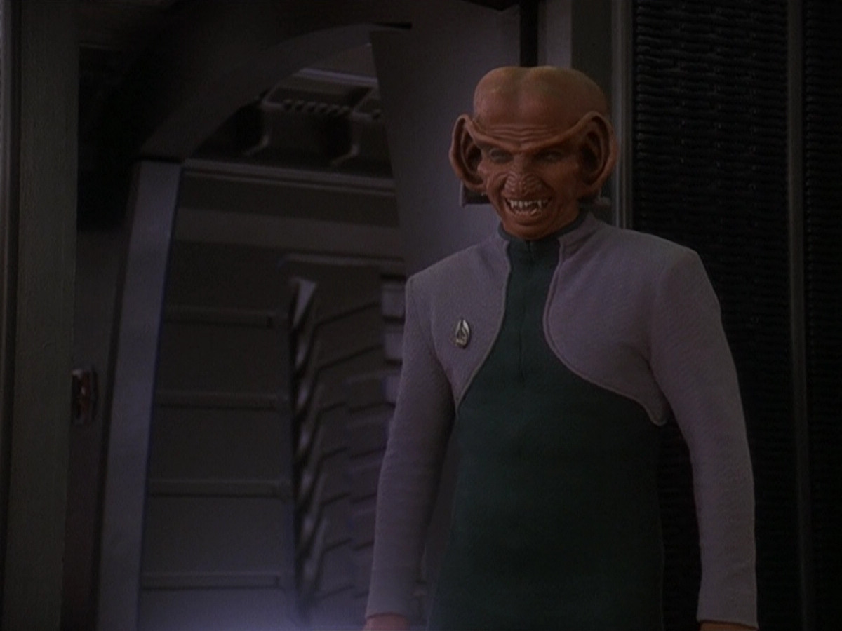 extant_StarTrek_DS9_5x20-FerengiLoveSongs_00112.jpg