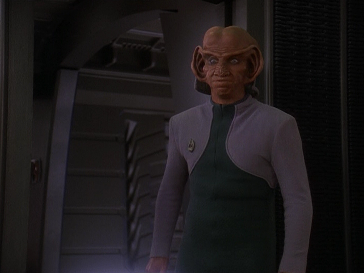 extant_StarTrek_DS9_5x20-FerengiLoveSongs_00123.jpg