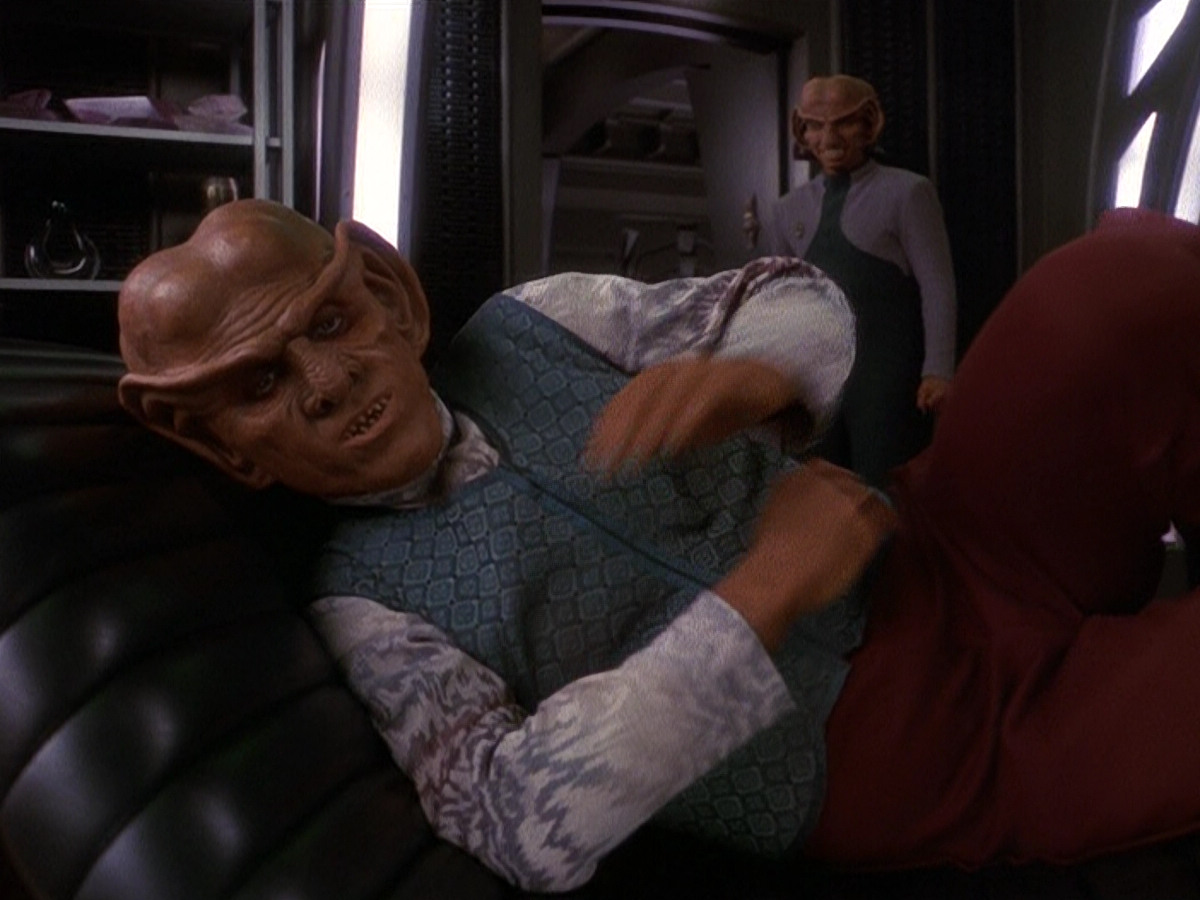 extant_StarTrek_DS9_5x20-FerengiLoveSongs_00126.jpg