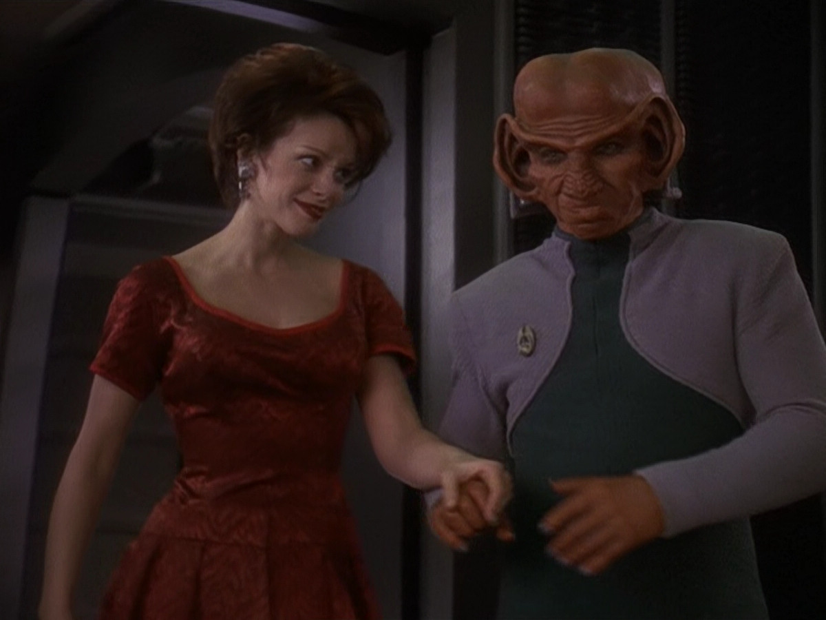 extant_StarTrek_DS9_5x20-FerengiLoveSongs_00134.jpg