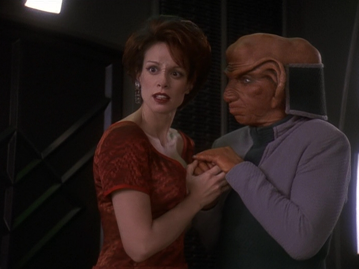 extant_StarTrek_DS9_5x20-FerengiLoveSongs_00148.jpg